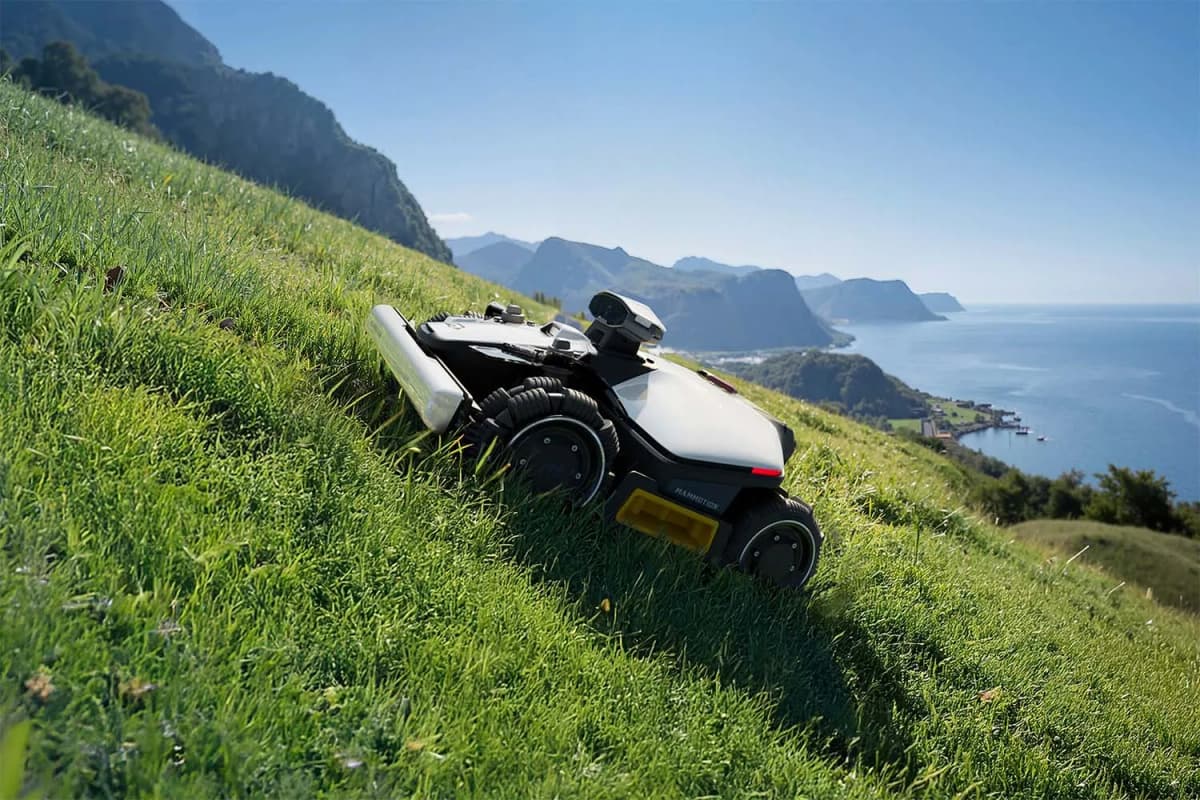 Robotické sekačky Mammotion